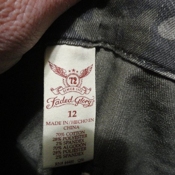 Faded Glory Camo button front Shirt EUC 12~Summer camping wear. - Picture 4 of 4